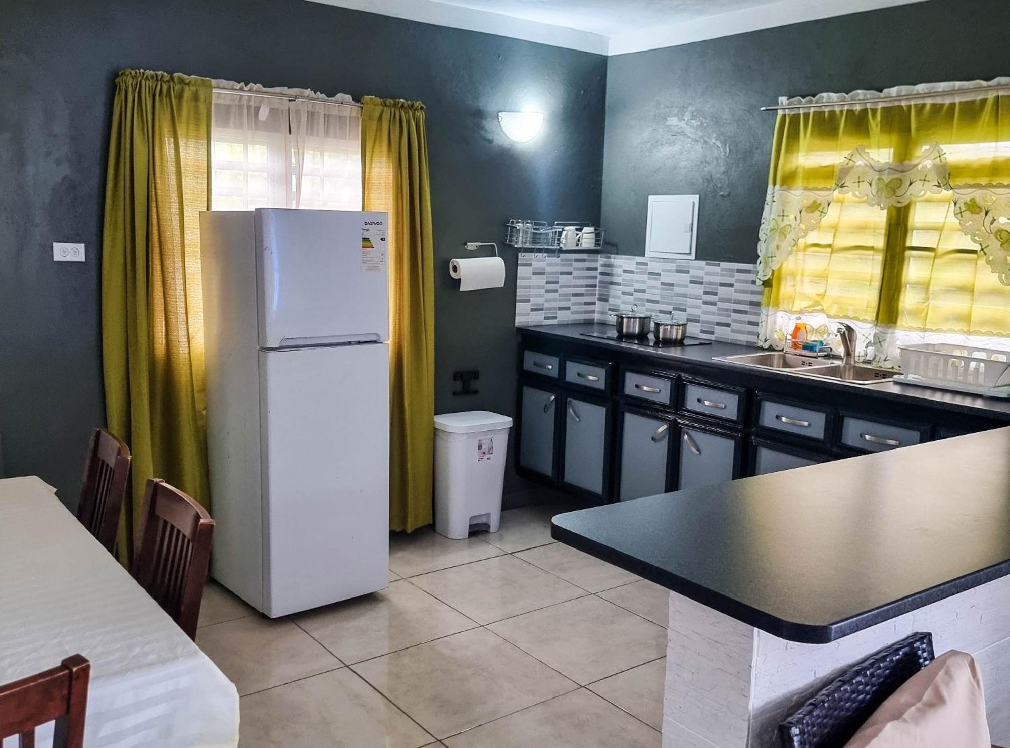 Cattleya Flor Hotel オラニエスタッド エクステリア 写真